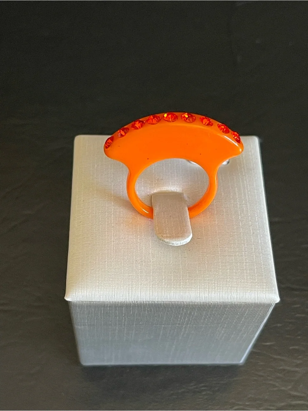 2 vintage Pink and Orange lucite rhinestone Ring